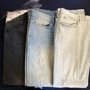 Old navy slim fit distressed jeans 36X32